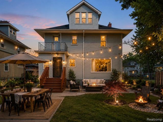 879 Lawrence Street, Detroit, MI 48202