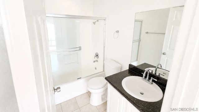 1515 S 40th St, San Diego, CA 92113