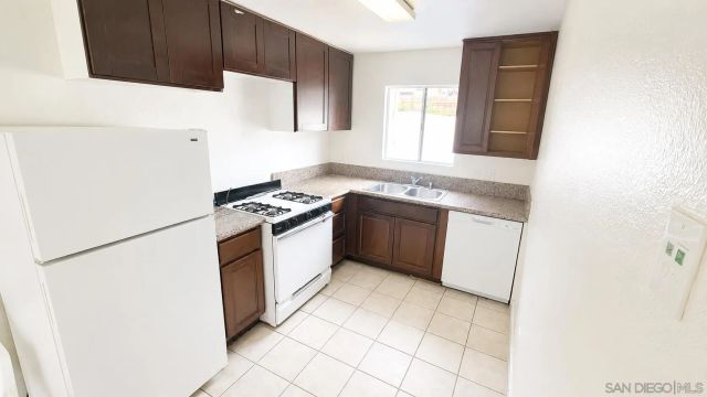 1515 S 40th St, San Diego, CA 92113