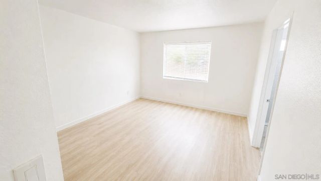 1515 S 40th St, San Diego, CA 92113