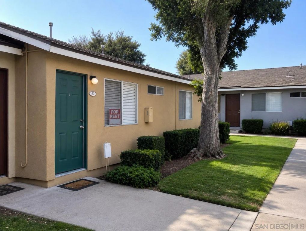 1515 S 40th St, San Diego, CA 92113