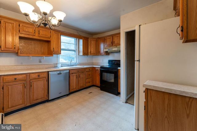 1312 S SHIP RD, West Chester, PA 19380