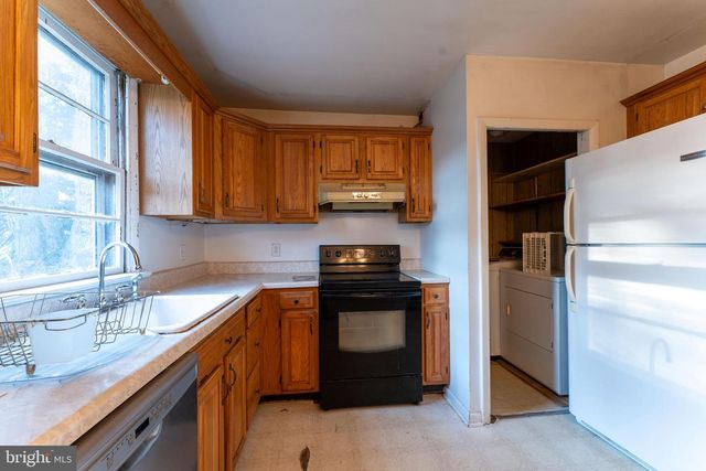 1312 S SHIP RD, West Chester, PA 19380