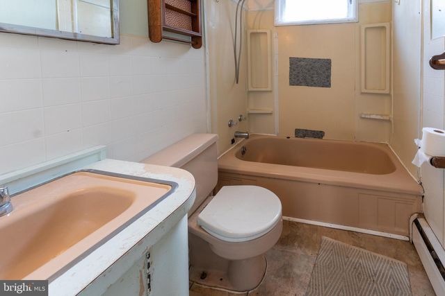 1312 S SHIP RD, West Chester, PA 19380