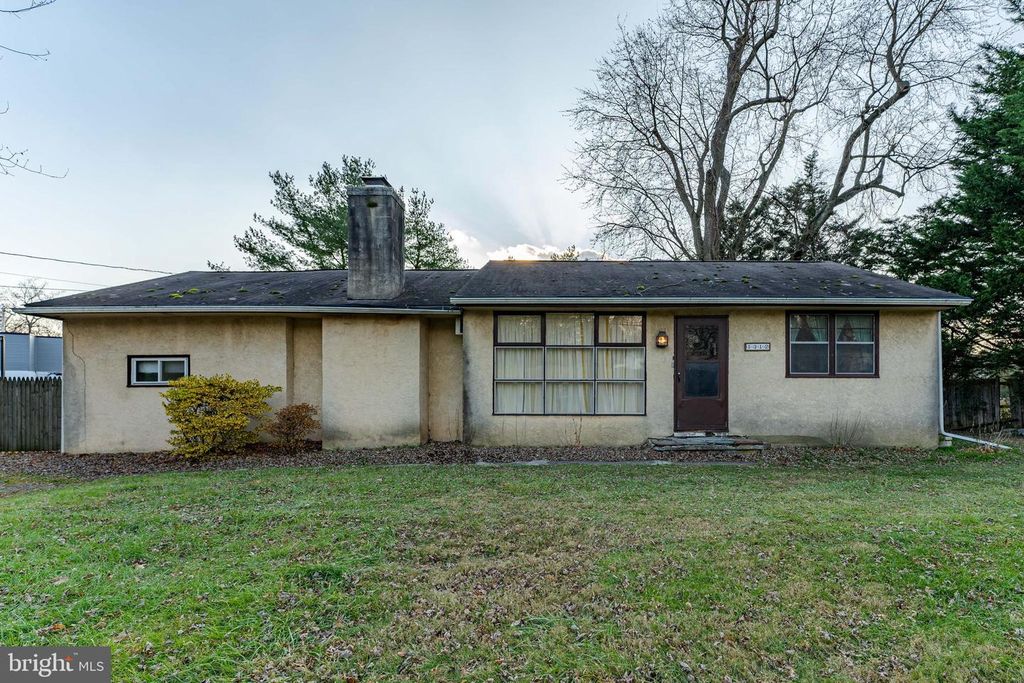 1312 S SHIP RD, West Chester, PA 19380