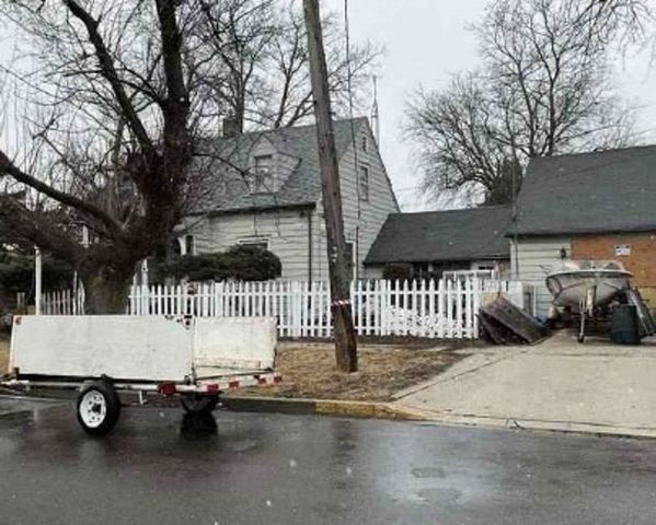 720 13th Street, North Chicago, IL 60064