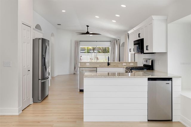 6226 BLUEFLOWER COURT, Lakewood Ranch, FL 34202