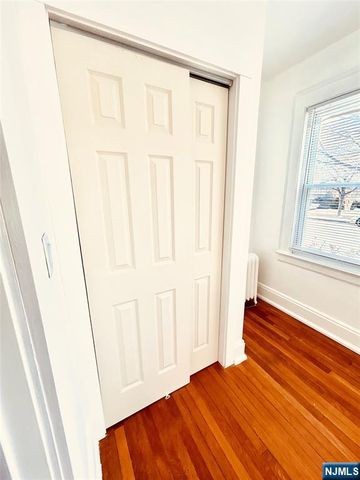 419 Lake Avenue, Lyndhurst, NJ 07071