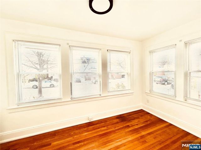 419 Lake Avenue, Lyndhurst, NJ 07071