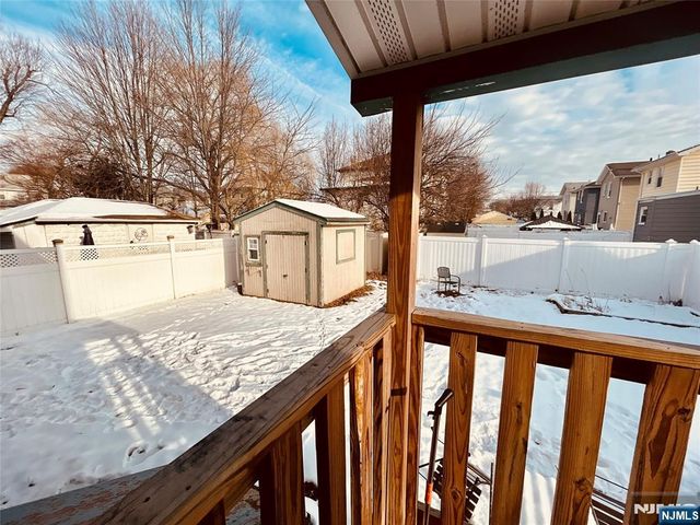 419 Lake Avenue, Lyndhurst, NJ 07071