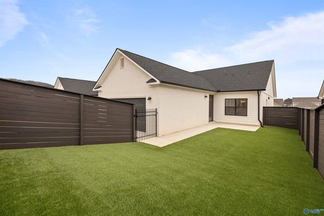 1526 Calistoga Circle, Huntsville, AL 35811