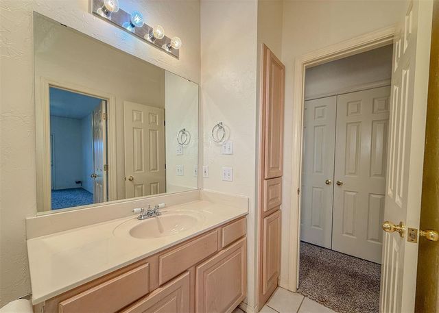 1928 NW 157th Street, Edmond, OK 73013