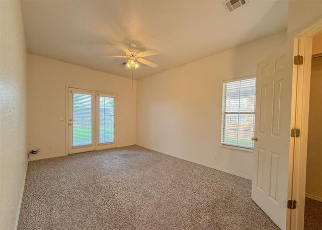 1928 NW 157th Street, Edmond, OK 73013