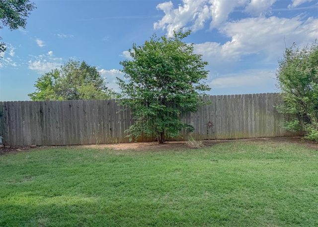 1928 NW 157th Street, Edmond, OK 73013