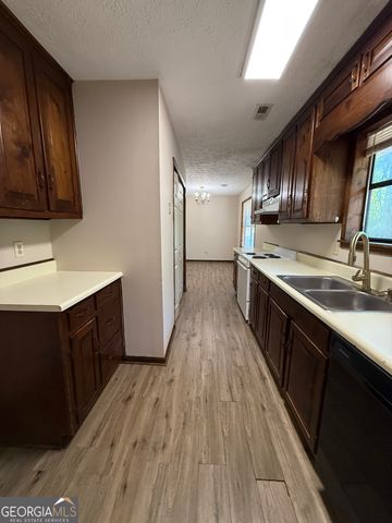 115 Daniel Court, Lagrange, GA 30241