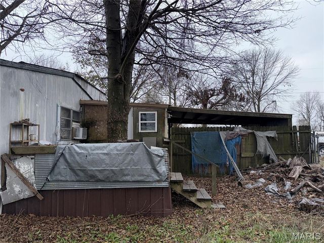 55 Delmo Street, Sikeston, MO 63801