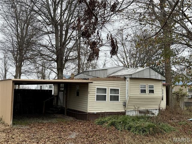 55 Delmo Street, Sikeston, MO 63801