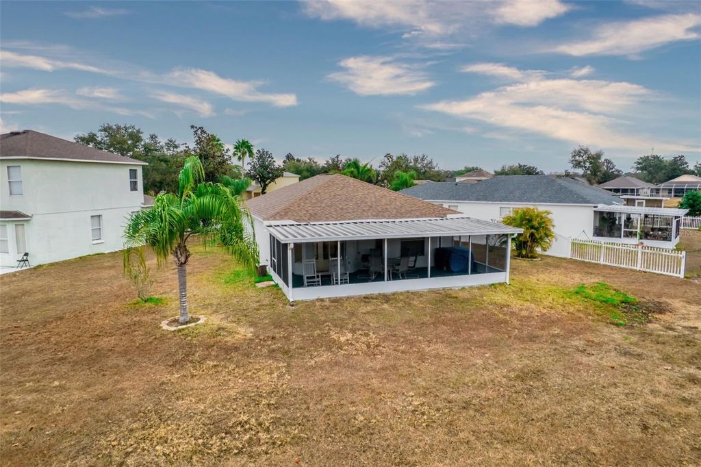 Image 2 of property listing at 10602 NAVIGATION DRIVE, Riverview, FL 33579