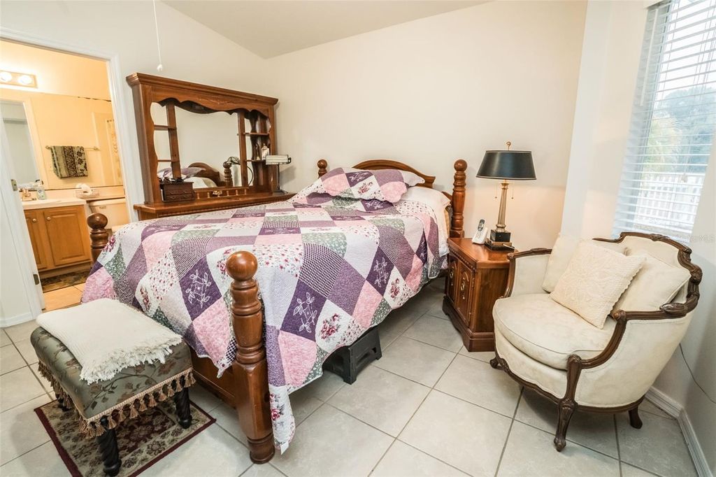 Image 14 of property listing at 10602 NAVIGATION DRIVE, Riverview, FL 33579