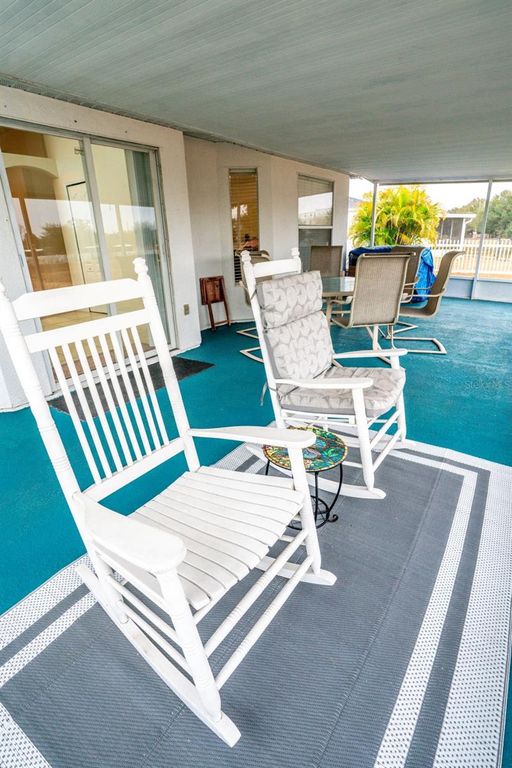 Image 32 of property listing at 10602 NAVIGATION DRIVE, Riverview, FL 33579