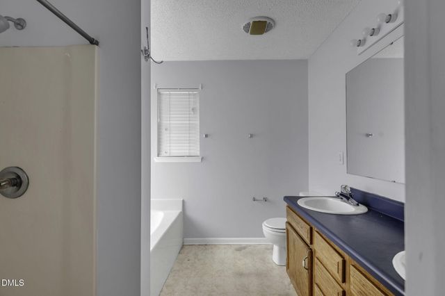 862 Nighthawk Place, Fayetteville, NC 28314