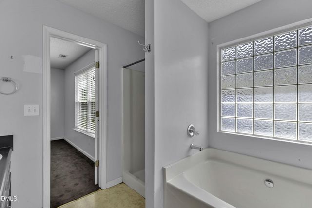 862 Nighthawk Place, Fayetteville, NC 28314