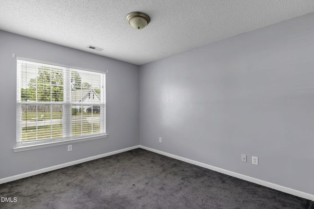 862 Nighthawk Place, Fayetteville, NC 28314