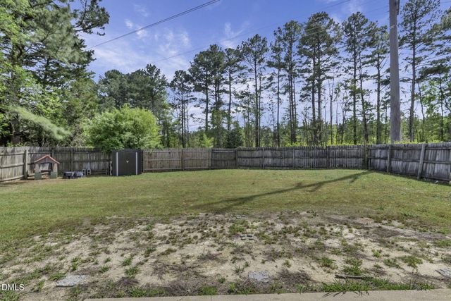 862 Nighthawk Place, Fayetteville, NC 28314