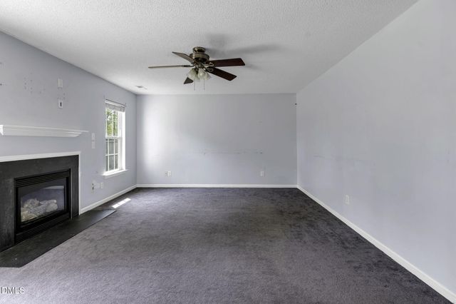 862 Nighthawk Place, Fayetteville, NC 28314