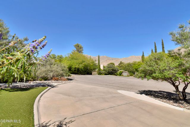 849 River Oaks Drive, El Paso, TX 79912