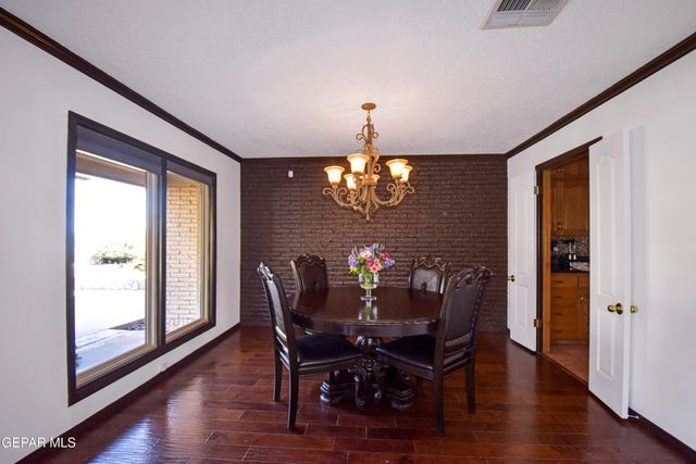 849 River Oaks Drive, El Paso, TX 79912