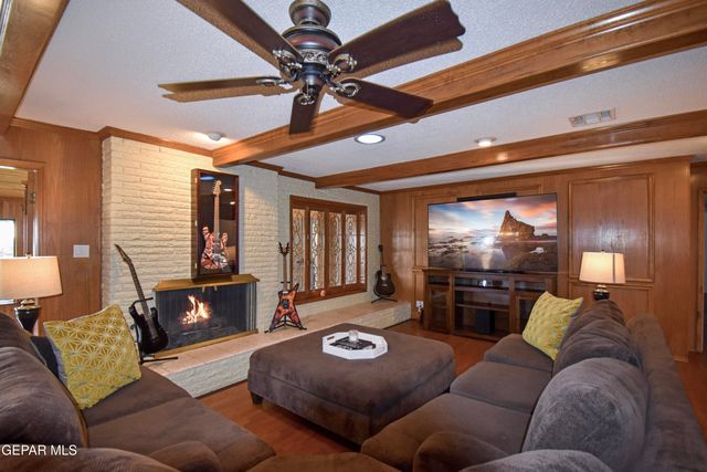 849 River Oaks Drive, El Paso, TX 79912