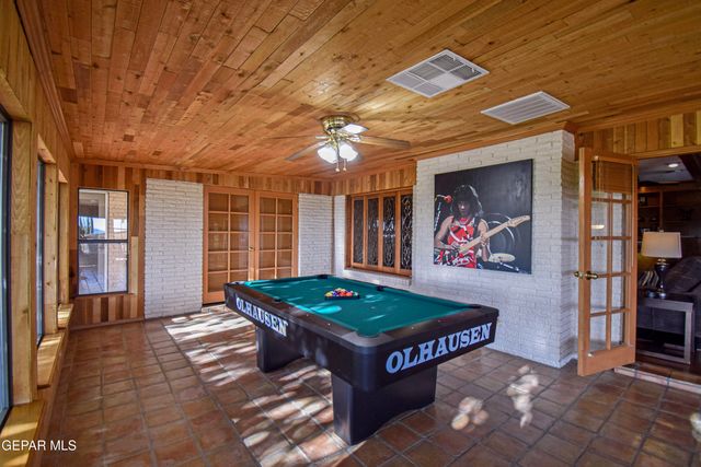 849 River Oaks Drive, El Paso, TX 79912