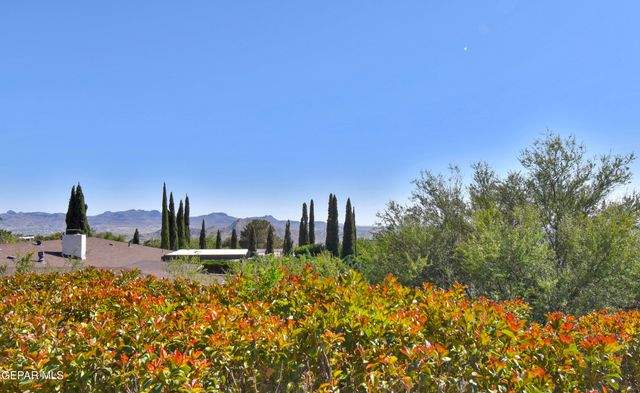 849 River Oaks Drive, El Paso, TX 79912