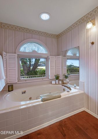 849 River Oaks Drive, El Paso, TX 79912