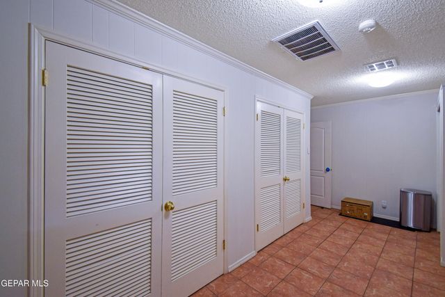 849 River Oaks Drive, El Paso, TX 79912