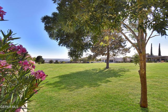 849 River Oaks Drive, El Paso, TX 79912
