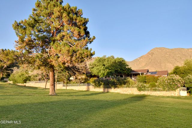 849 River Oaks Drive, El Paso, TX 79912