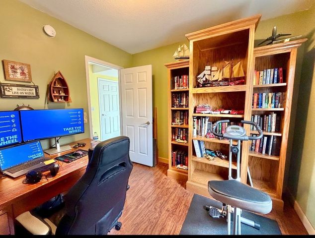 3814 Lauria Road, Bay City, MI 48706