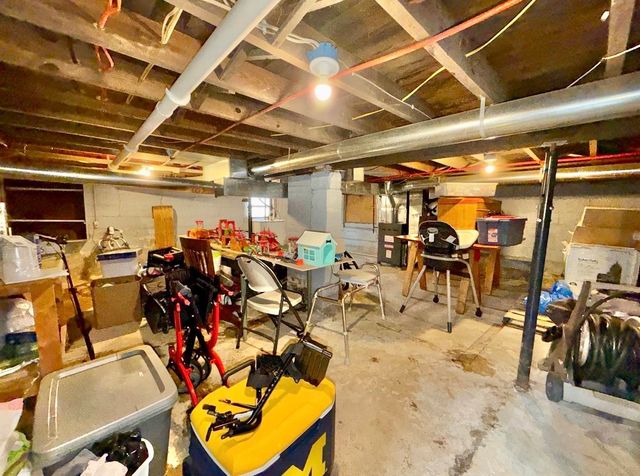 3814 Lauria Road, Bay City, MI 48706