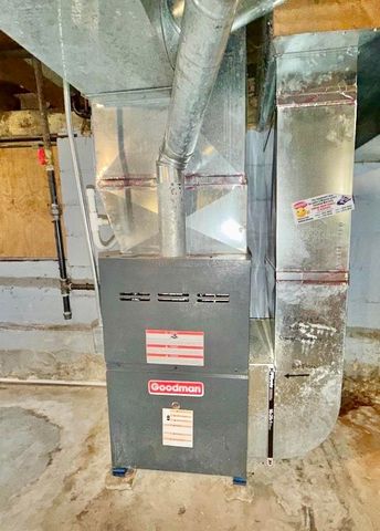 3814 Lauria Road, Bay City, MI 48706