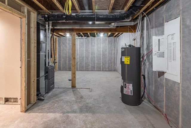 1938 Arches DRIVE, Holmen, WI 54636