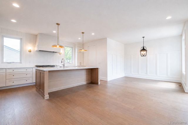 3800 Linwood Avenue, Royal Oak, MI 48073
