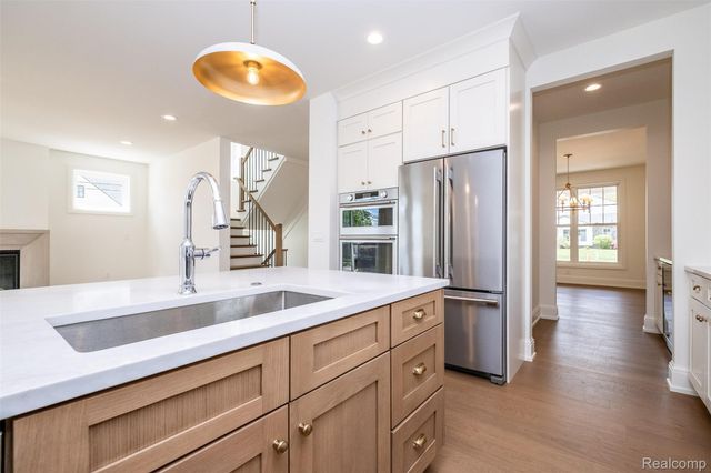 3800 Linwood Avenue, Royal Oak, MI 48073