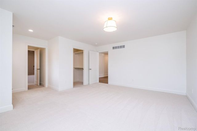 3800 Linwood Avenue, Royal Oak, MI 48073