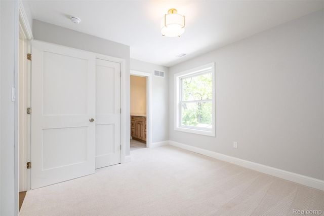 3800 Linwood Avenue, Royal Oak, MI 48073