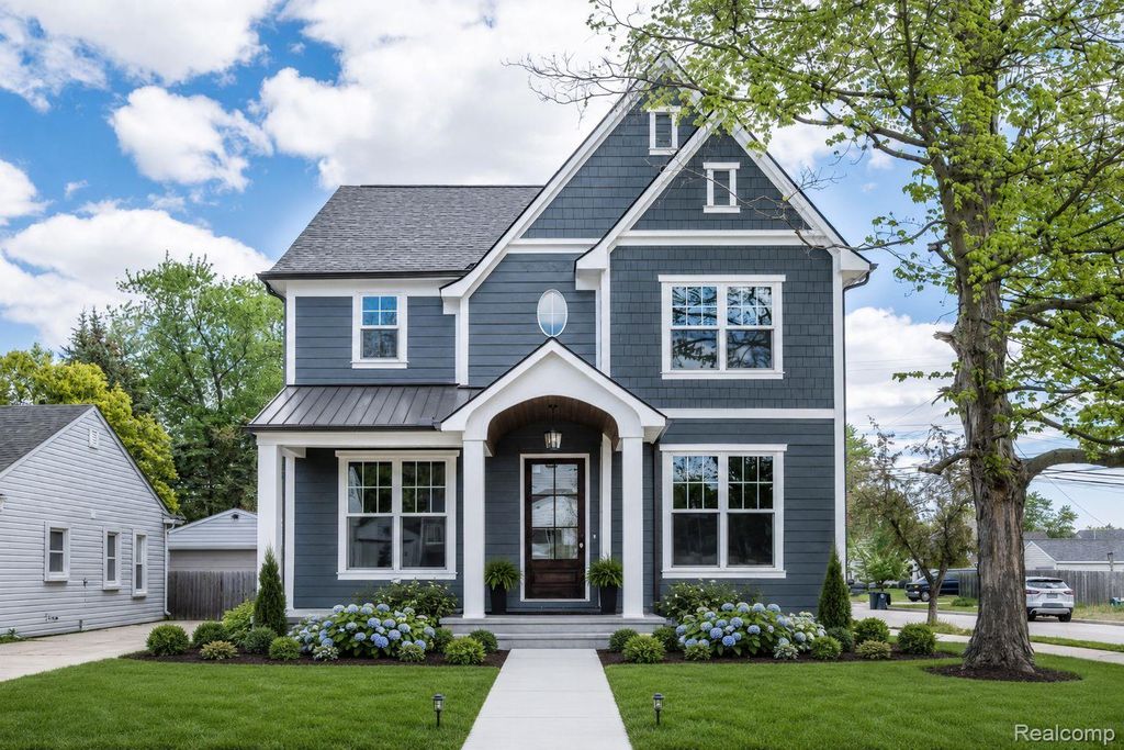 3800 Linwood Avenue, Royal Oak, MI 48073