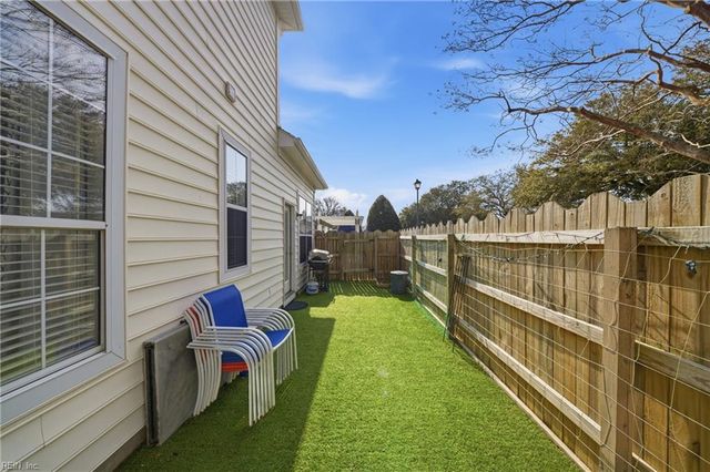 1841 Kensal Green DR, Virginia Beach, VA 23456