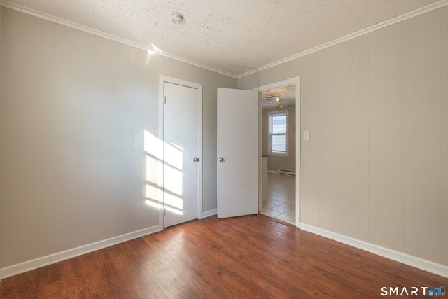 793 Brewster Street 2nd Floor, Bridgeport, CT 06605