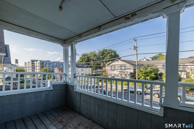 793 Brewster Street 2nd Floor, Bridgeport, CT 06605